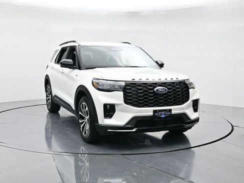New 2026 Ford Explorer ST-Line RWD image 5