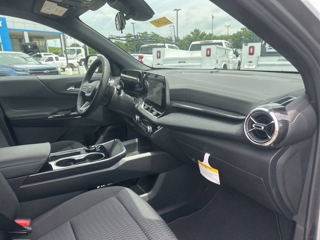 New 2026 Chevrolet Equinox LT FWD image 32