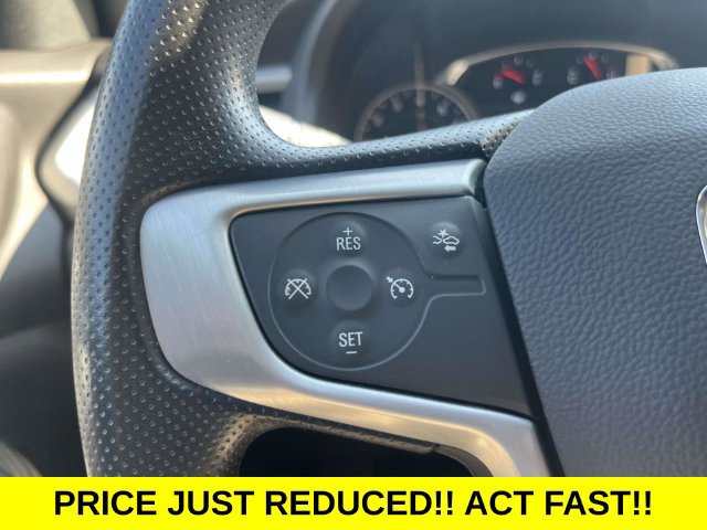 Used 2023 GMC Acadia SLE FWD image 25