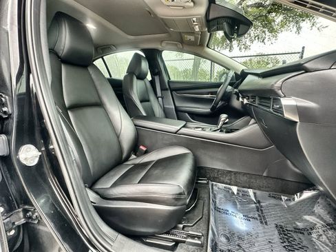 Used 2025 MAZDA MAZDA3 s image 9