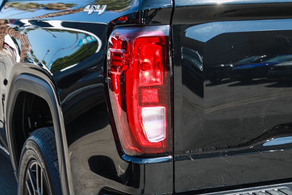 Used 2023 GMC Sierra 1500 Elevation AWD/4WD image 7