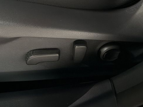 Certified 2025 Subaru Outback Wilderness AWD/4WD image 17