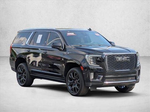 Used 2023 GMC Yukon Denali Ultimate AWD/4WD image 2