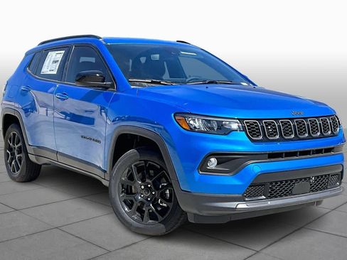 New 2026 Jeep Compass Latitude image 2