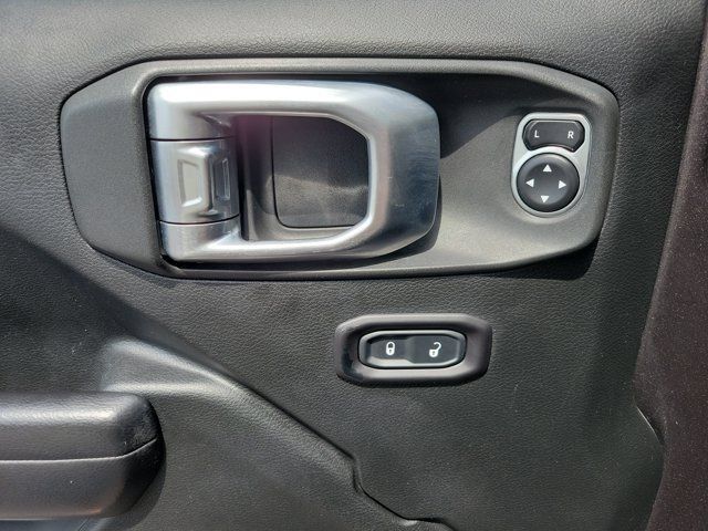 Used 2019 Jeep Wrangler Unlimited Sport S AWD/4WD image 13