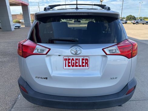 Used 2015 Toyota RAV4 XLE image 6