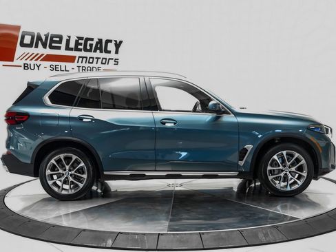 Used 2024 BMW X5 xDrive40i w/ Executive Package AWD/4WD image 5