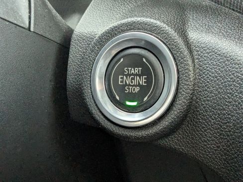 Used 2021 Chevrolet TrailBlazer RS w/ Driver Confidence Package FWD image 26