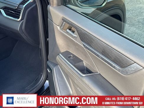 Used 2024 GMC Acadia Elevation image 26