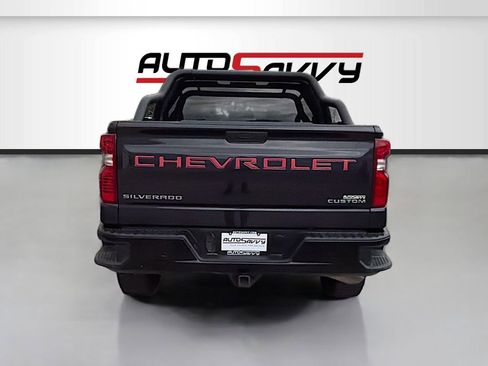 Used 2022 Chevrolet Silverado 1500 Custom Trail Boss AWD/4WD image 6