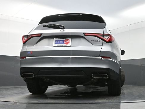 Used 2023 Acura MDX FWD image 34