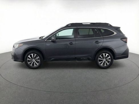 Used 2021 Subaru Outback Premium image 4