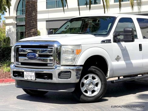 Used 2014 Ford F250 XLT w/ Camper Package image 9