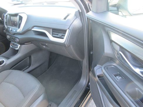 Certified 2023 GMC Terrain SLE image 18