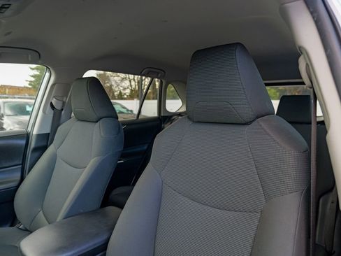 Used 2024 Toyota RAV4 LE image 21