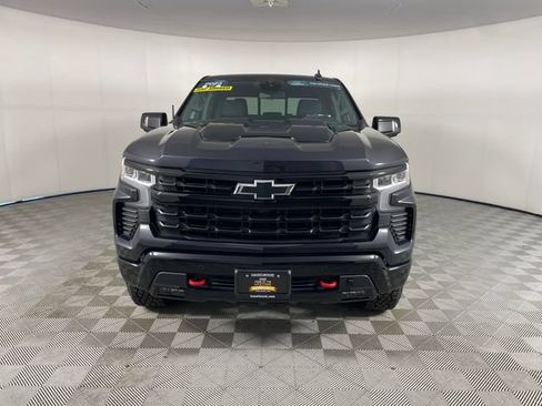 Used 2024 Chevrolet Silverado 1500 LT Trail Boss w/ LT Trail Boss Premium Package AWD/4WD image 18