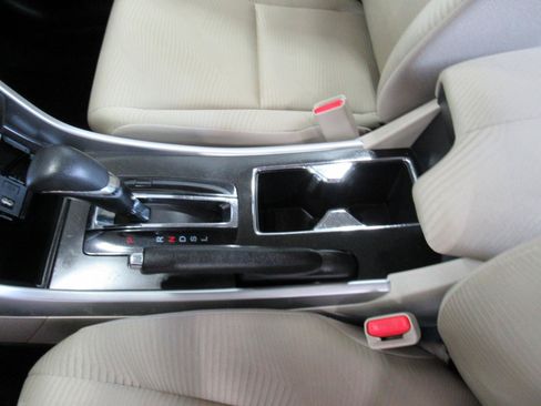 Used 2014 Honda Accord LX image 15