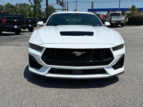 Certified 2025 Ford Mustang GT Premium RWD image 4
