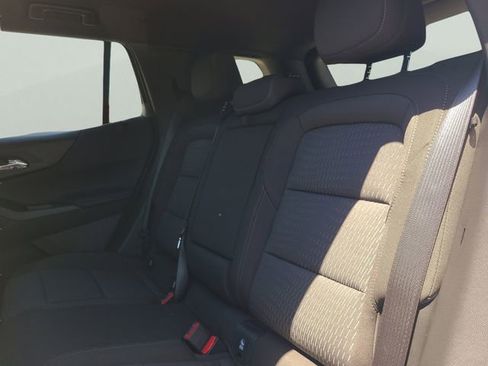 New 2026 Chevrolet Equinox LT w/ Safety and Technology Package FWD image 8