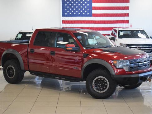 Used 2014 Ford F150 Raptor w/ Equipment Group 801A Luxury AWD/4WD image 2