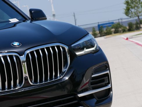 Used 2022 BMW X5 xDrive40i w/ Premium Package AWD/4WD image 10