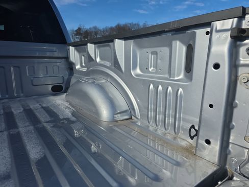 Certified 2022 Ford F150 XLT w/ Equipment Group 302A High image 18