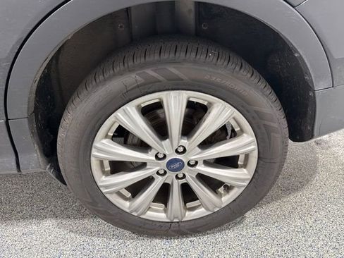 Used 2017 Ford Escape Titanium AWD/4WD image 6