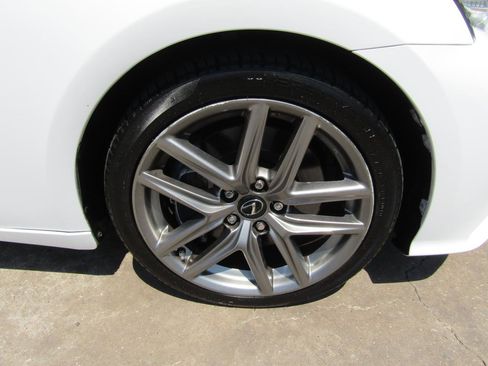 Used 2016 Lexus IS 200t image 7