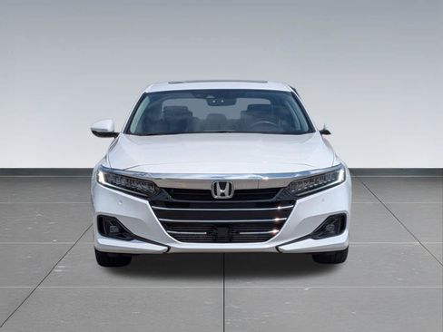 Used 2021 Honda Accord Touring image 8