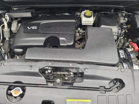 Used 2017 Nissan Pathfinder SL w/ SL Premium Package AWD/4WD image 30