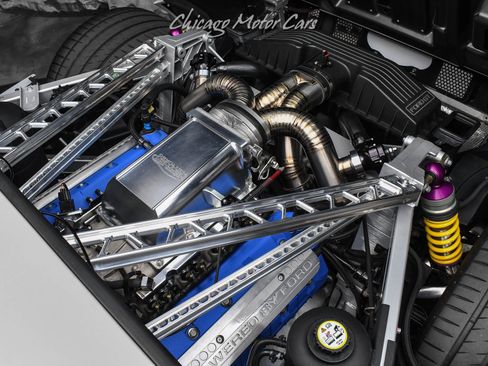 Used 2005 Ford GT RWD image 50