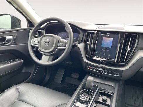 Used 2024 Volvo XC60 B5 Core image 10