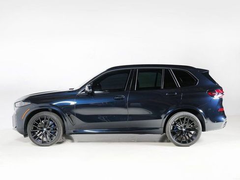 Used 2025 BMW X5 xDrive40i w/ M Sport Package image 2