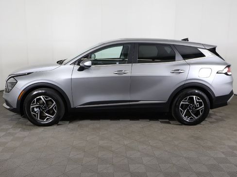 Used 2024 Kia Sportage LX image 15