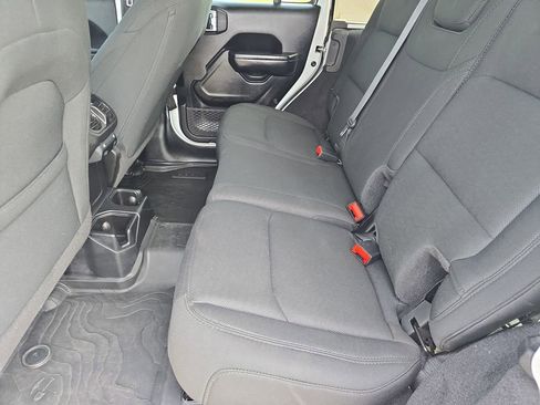 Used 2021 Jeep Wrangler Unlimited Sport AWD/4WD image 14