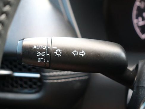 Certified 2024 Honda HR-V EX-L image 23