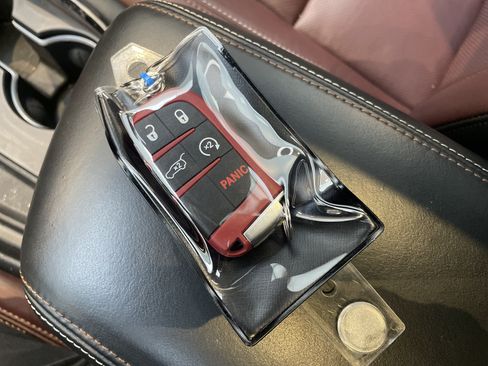 Used 2025 Dodge Durango SRT Hellcat AWD/4WD image 49