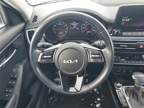 Certified 2023 Kia Seltos S w/ Navigation Package image 12