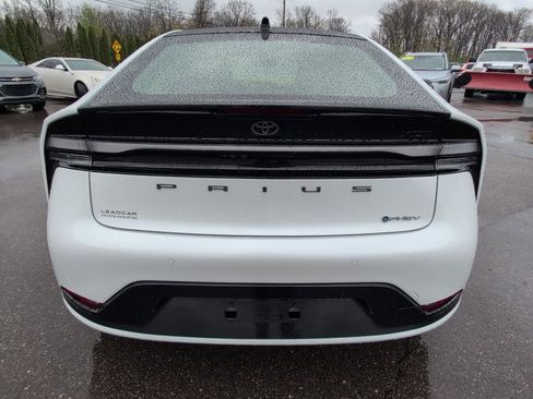 Used 2026 Toyota Prius Plug-In Hybrid w/ Limited Premium Package FWD image 6
