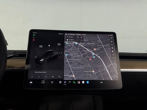 Used 2023 Tesla Model 3 Standard Range RWD image 17
