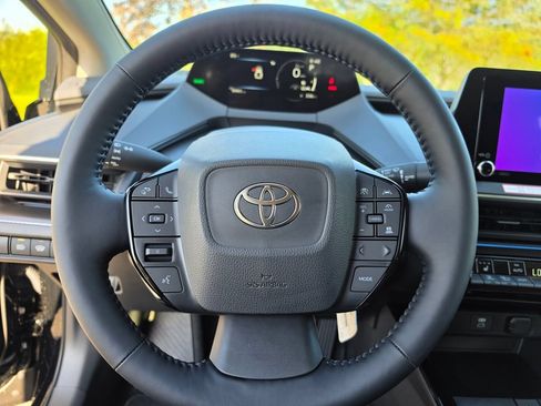 New 2026 Toyota Prius XLE FWD image 12