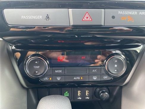 New 2025 Mitsubishi Eclipse Cross LE image 29