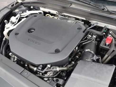 Used 2023 Volvo S90 B6 Plus AWD/4WD image 11
