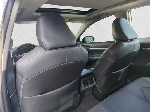 Used 2023 Toyota Camry XSE w/ Navigation Package image 19