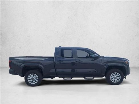 Used 2025 Toyota Tacoma SR5 RWD image 4