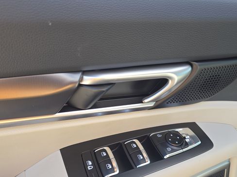 Used 2025 Kia Telluride S image 22