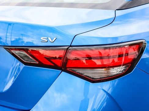 Used 2021 Nissan Sentra SV FWD image 25