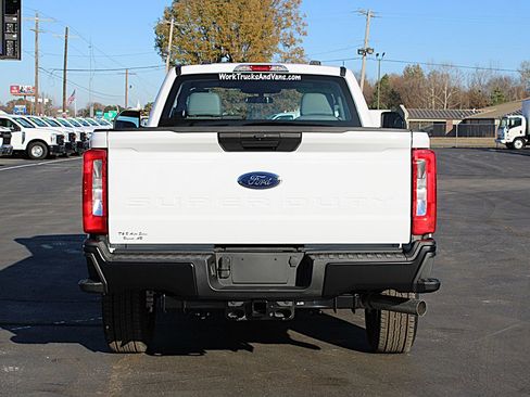 Used 2025 Ford F350 XL w/ XL Driver Assist Package image 9