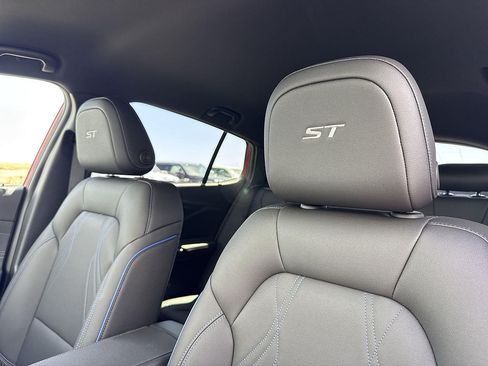 New 2026 Buick Envista Sport Touring FWD image 22