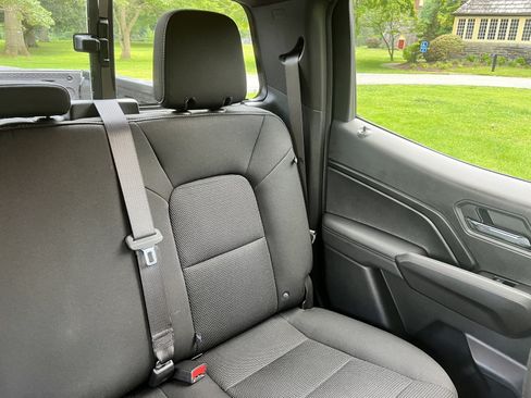 Used 2025 Chevrolet Colorado LT w/ Advanced Trailering Package RWD image 19